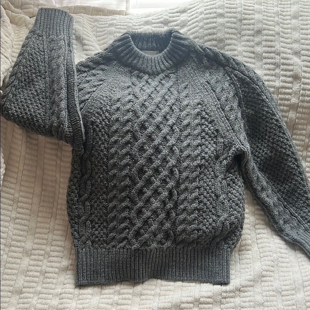 H&M Gray Cable Knit Sweater